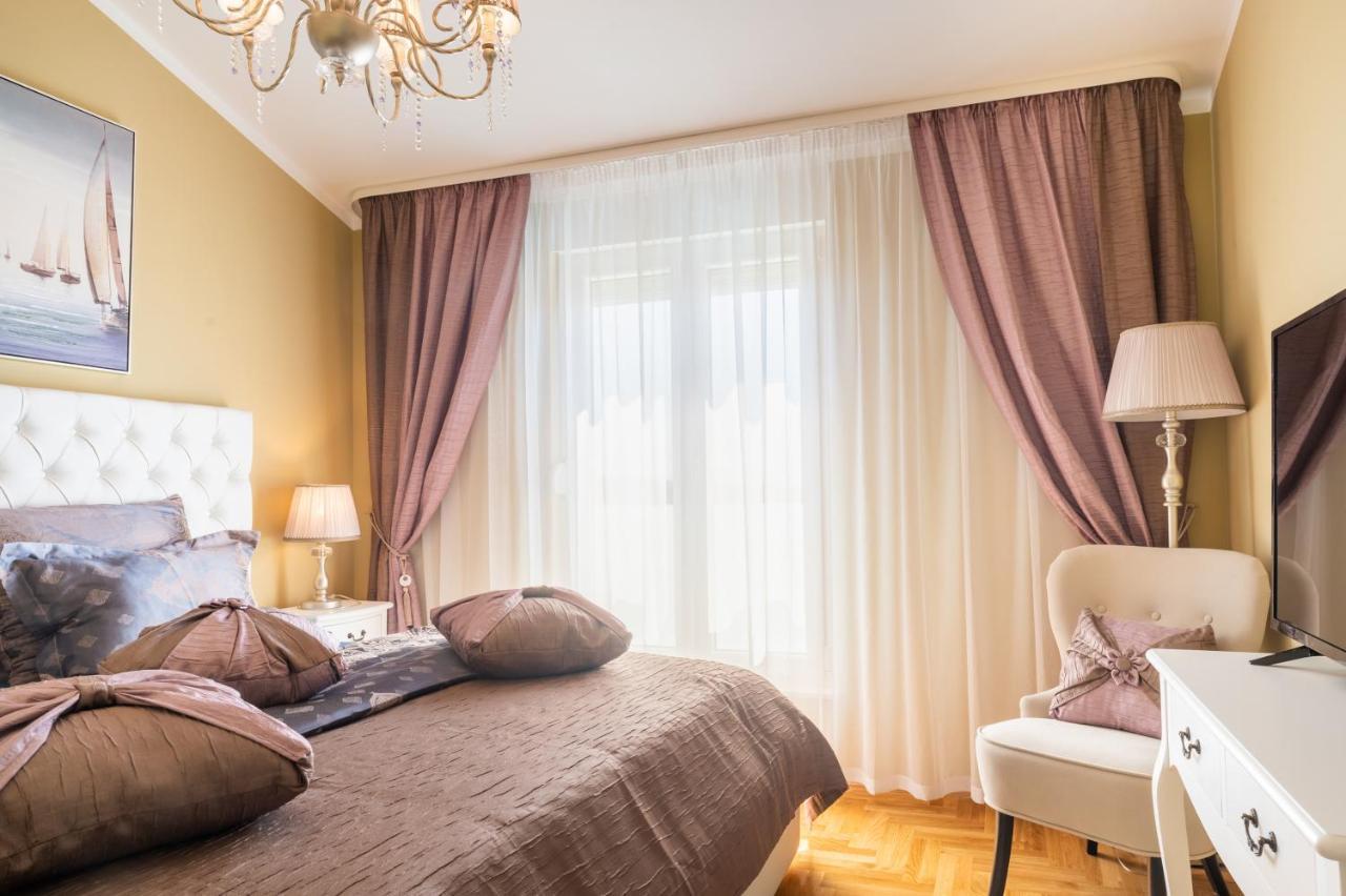 Apartment Tikvarin, Kastel Kambelovac Kaštela Exterior foto